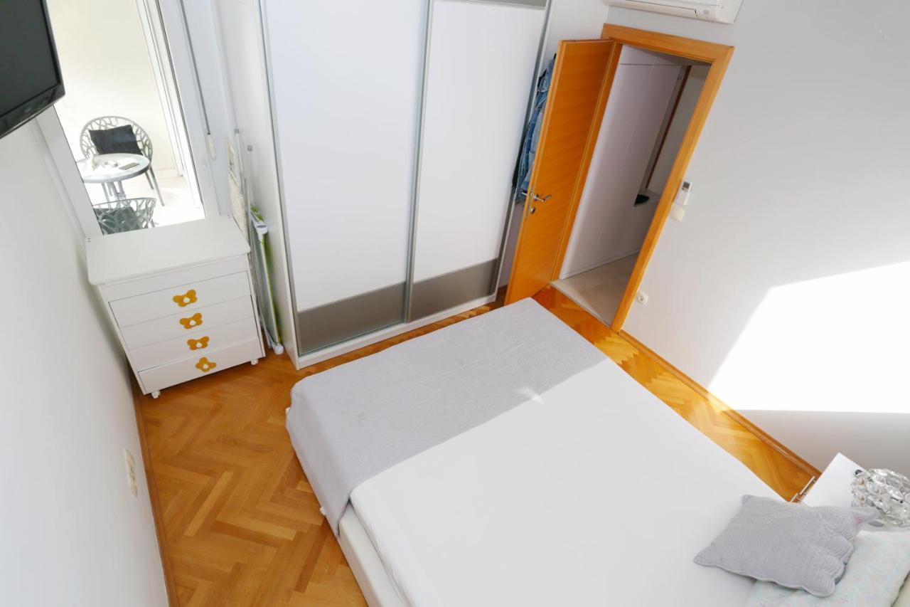 Luxury Family Apartment โอมิช ภายนอก รูปภาพ
